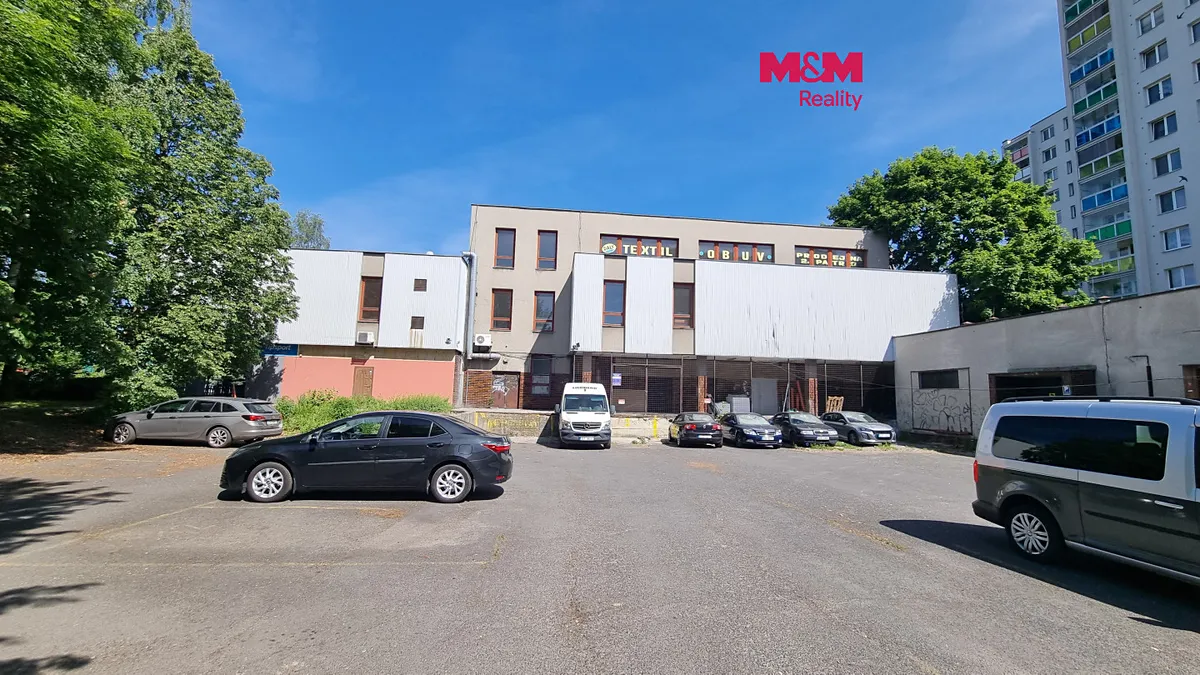 Pronájem obchodního prostoru 554 m²